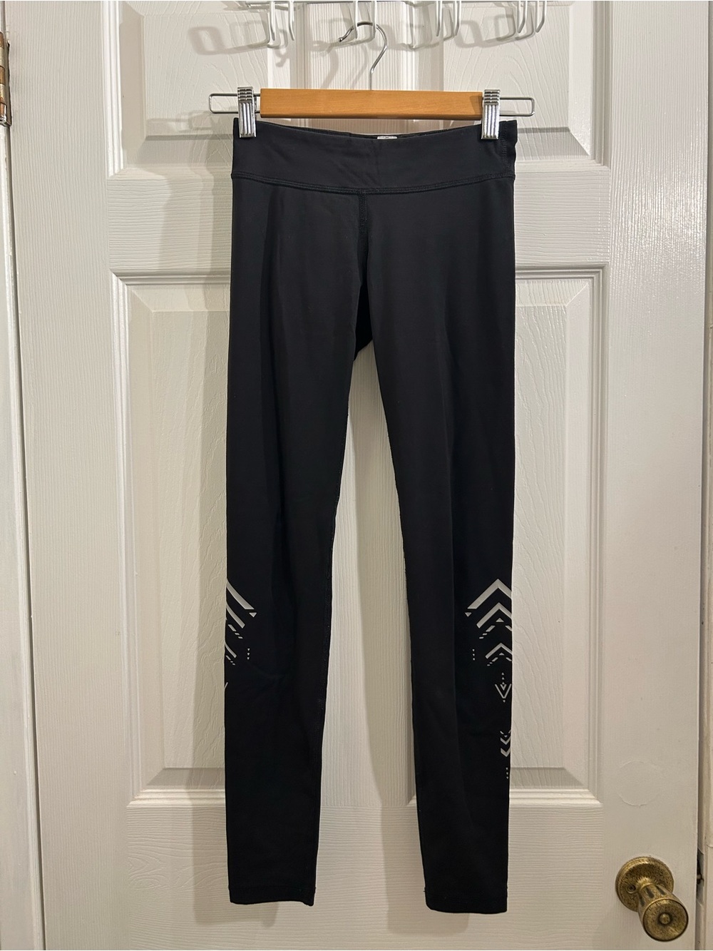 Ivivva by Lululemon Black Girl’s Performance Leggings with Reflective Detail